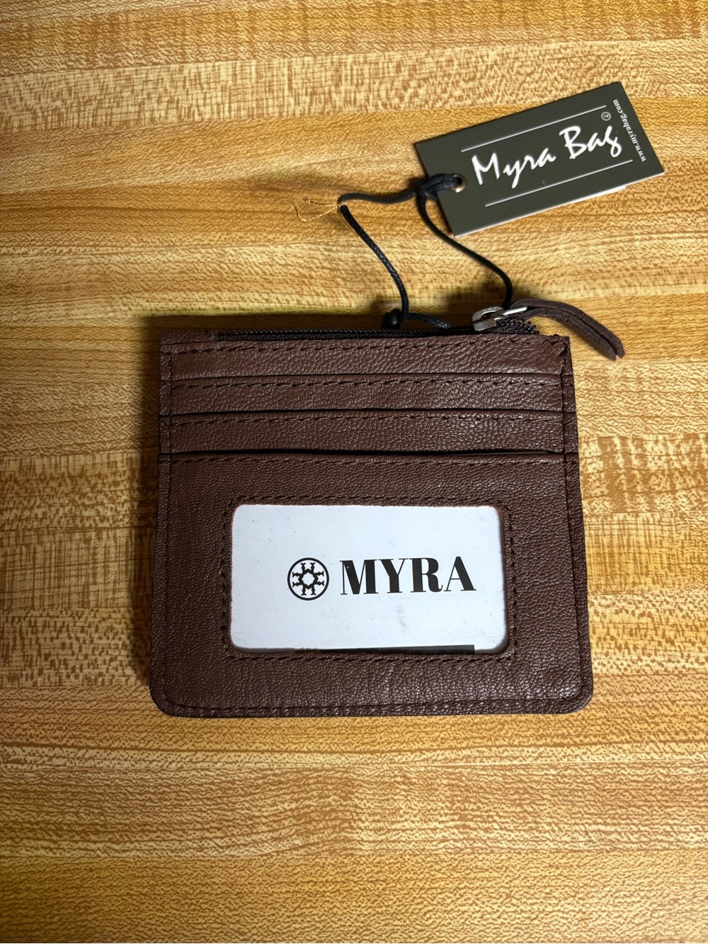Myra Card Holder & Hair Clip - Picture 3 of 6